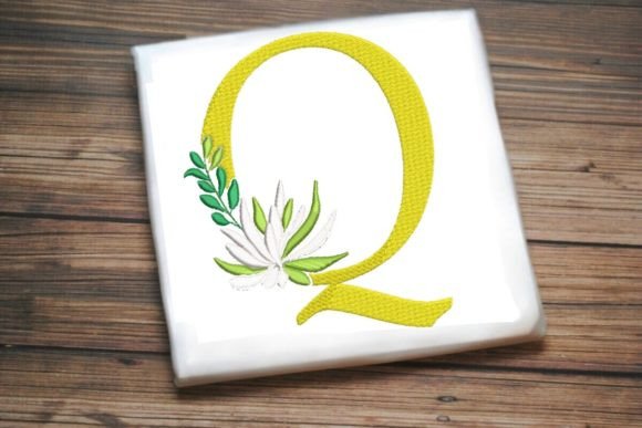 Q Letter Decorative Greenery Alphabet Monogram